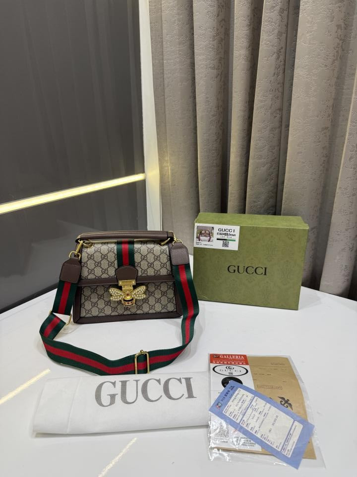 GUCCI BEE QUEEN MARGARET SUPREME CANVAS TOP HANDLE BAG