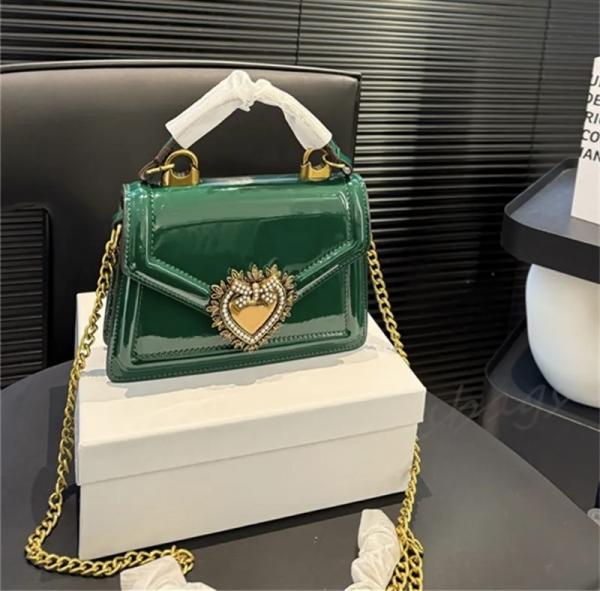 DOLC.E & GABBANA GREEN DEVOTION PREMIUM HAND BAG HEART PLAQUE WITH OG BOX PACKING