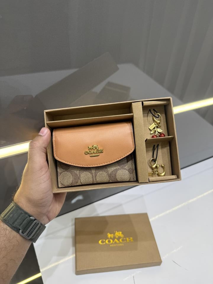 COAC.H BROWN SIGNATURE WALLET GIFT SET CHERRY CHARMS WITH OG BOX