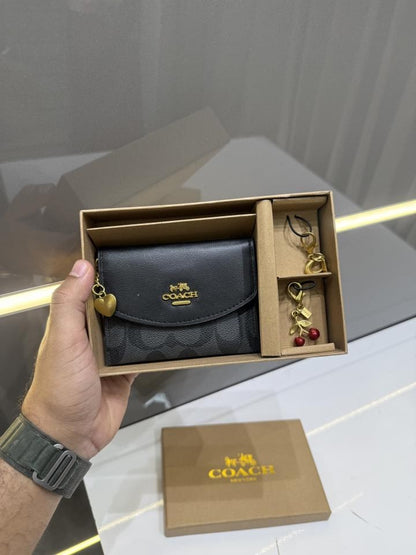 COAC.H BLACK SIGNATURE WALLET GIFT SET CHERRY CHARMS WITH OG BOX