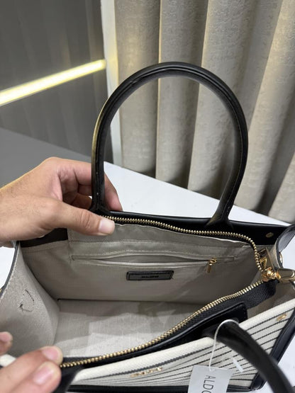 ALD.O WHITEBLACK TRIM PREMIUM HAND BAG WITH EXTRA POUCH & OG BOX PACKING