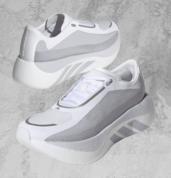 Adidaas Hyperboost edge Cloud White SEMI UA