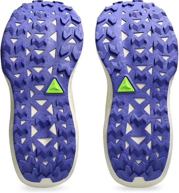 ASICCS Mens Trabuco Max 4 Running Shoe