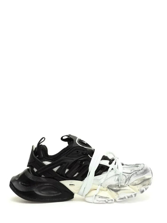 adidass XLG Runner Deluxe White Blacks
