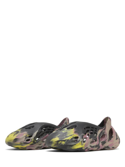 ADDIDAS FOAM RUNNER PREMIUM