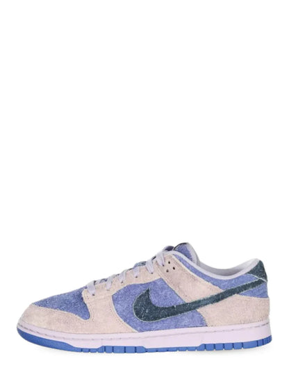 NIK.E SB DUNK LOW HYDRANGEAS