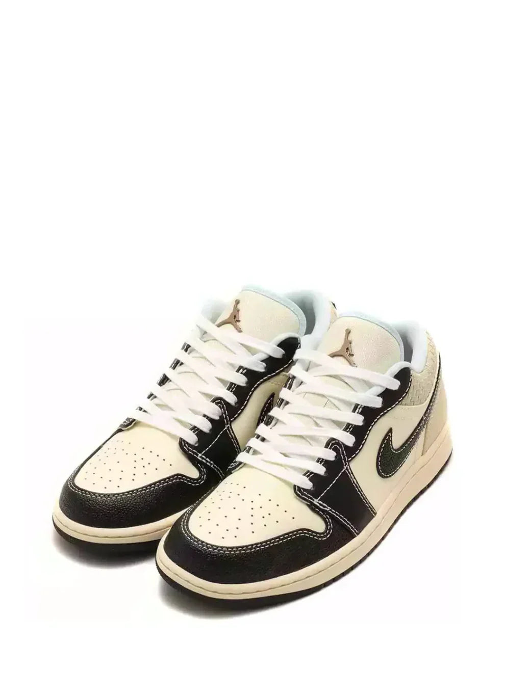 Air Jordan Retro 1 Low Coconut milk