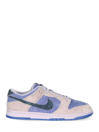 NIK.E SB DUNK LOW HYDRANGEAS