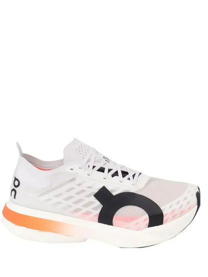 ON CLOUDBOOM STRIKE WHITE ORANGE