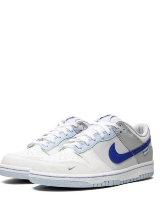 Sb dunk Low ivory hyper royal 105