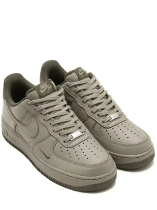 Nikee Airforce 1 low light army