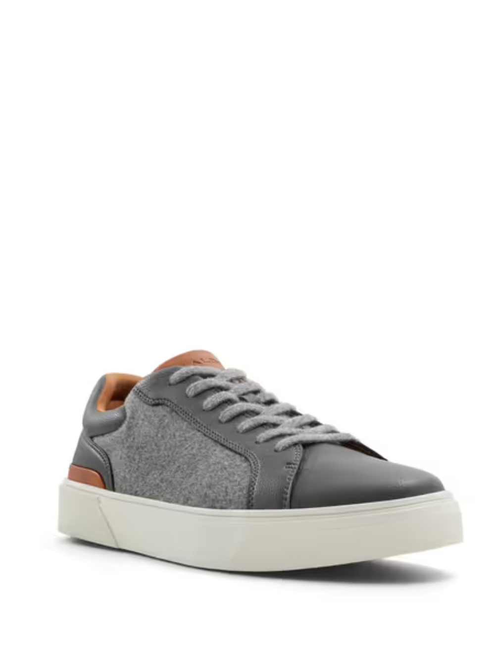 TIMBERLAND LEATHER LOW CASUAL SNAKER 2026