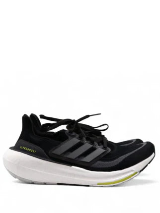 adidass ultraboost 23 black light