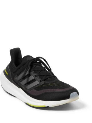 adidass ultraboost 23 black light