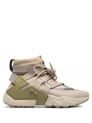 Nik ee Huarache gripp desert sand
