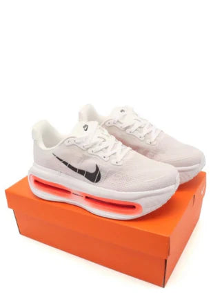 NIK.e VOMERO RUNNER WHITE ORANGE
