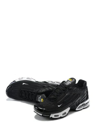 NIKEE AIRMAX PLUS 3 TN BLACK WHITE