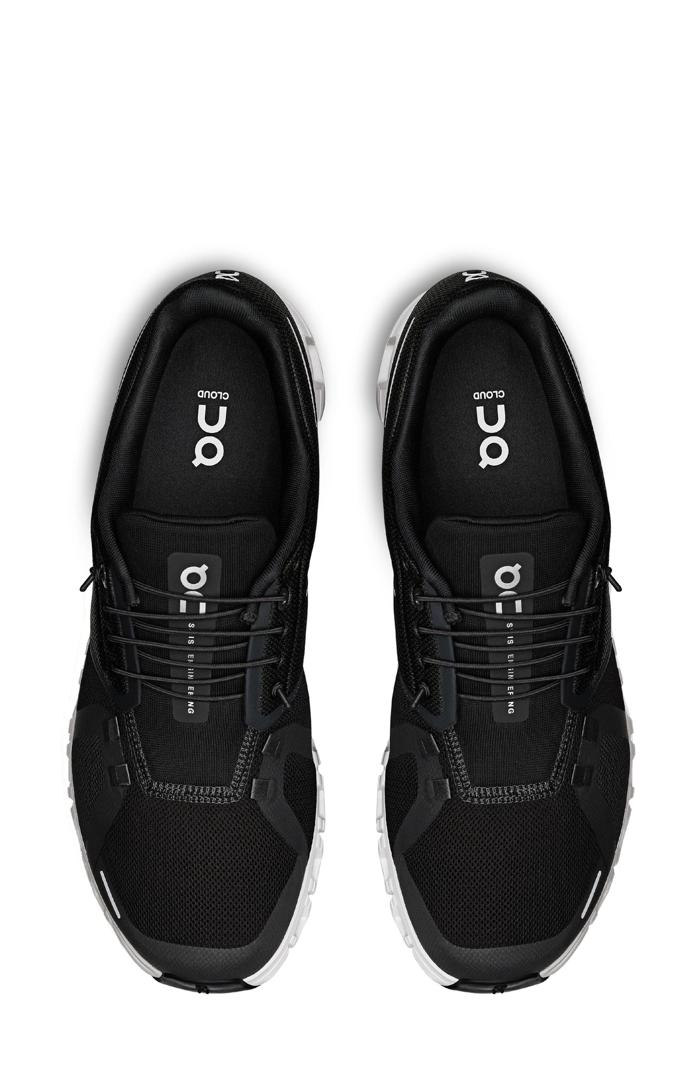 on Cloud 5 Nova black white