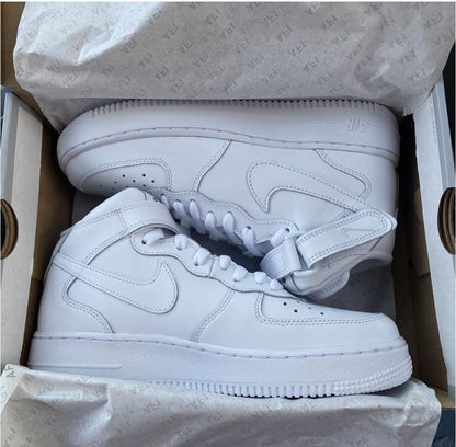 Nike Airforce 1 Mid Leather White
