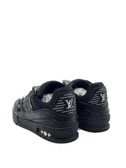 LOUISS VUITTON TRAINER all black