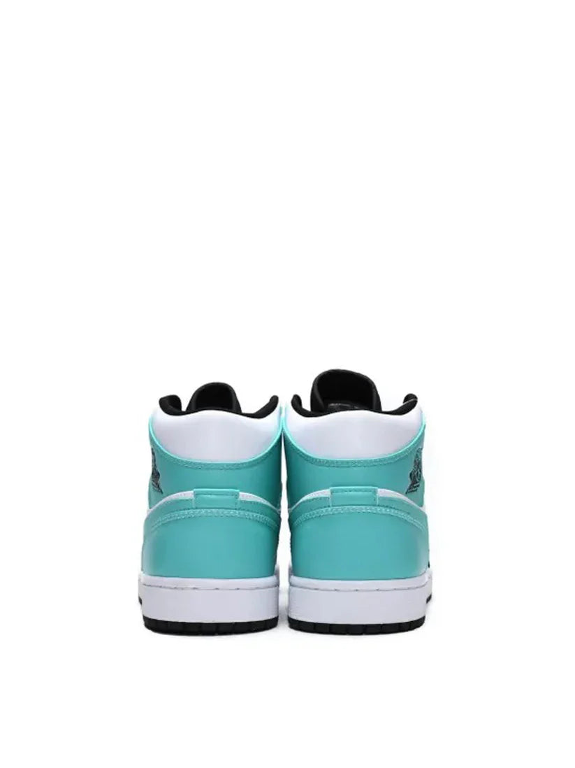 Nik_e Air Jordan 1 Low Panda Fix