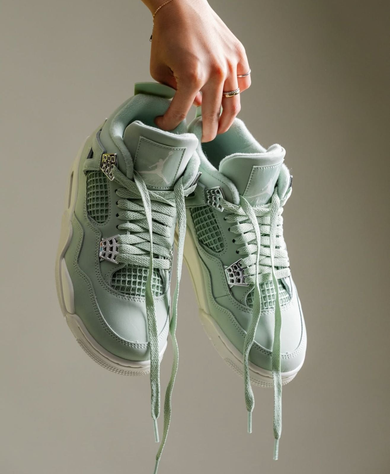 Air Jordan 4 Retro Abundance