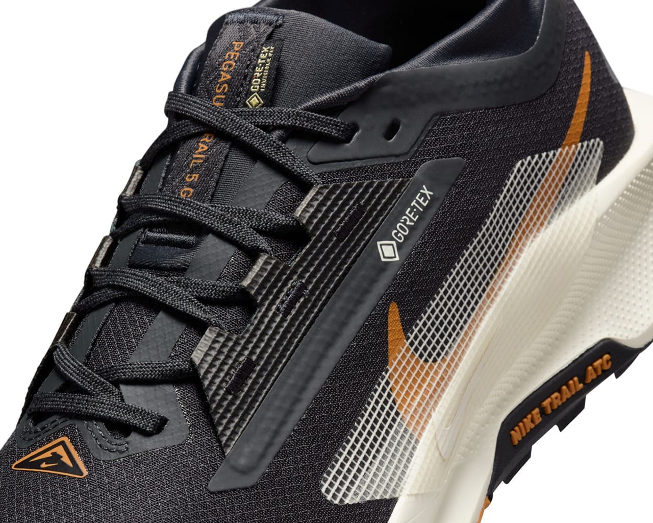 Nike Pegasus Trail 5 GTX Off Noir Black Monarch Pale Ivory