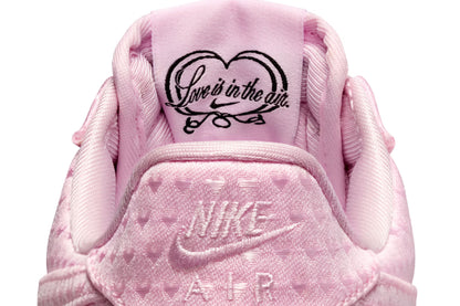NIIKE AIRFORCE 1 LOW VALENTINES DAY PINK FOAM